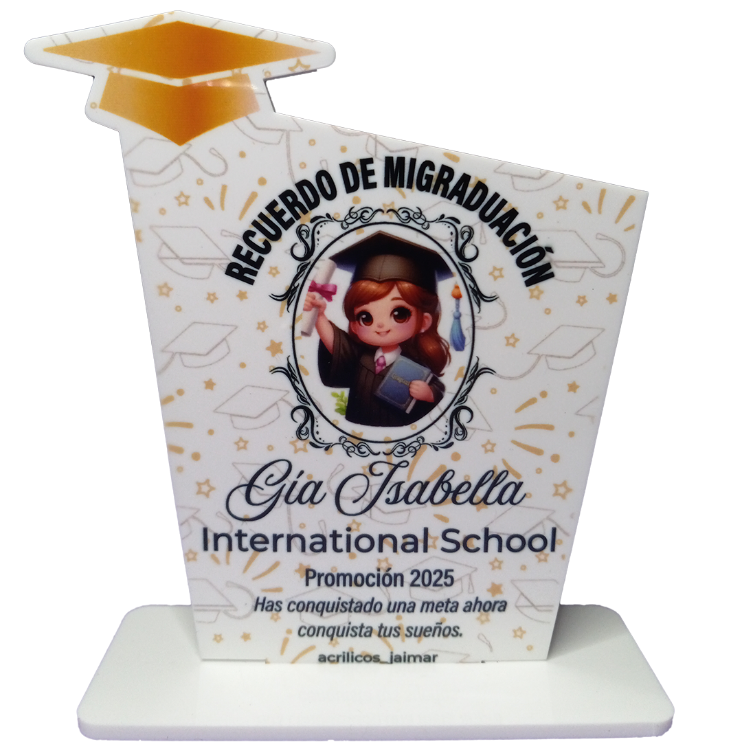 Mini recordatorio de graduación personalizado en acrílico, con base y diseño de graduada, ideal para la Promoción 2025